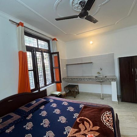 Anjali Home Stay Rishīkesh Esterno foto