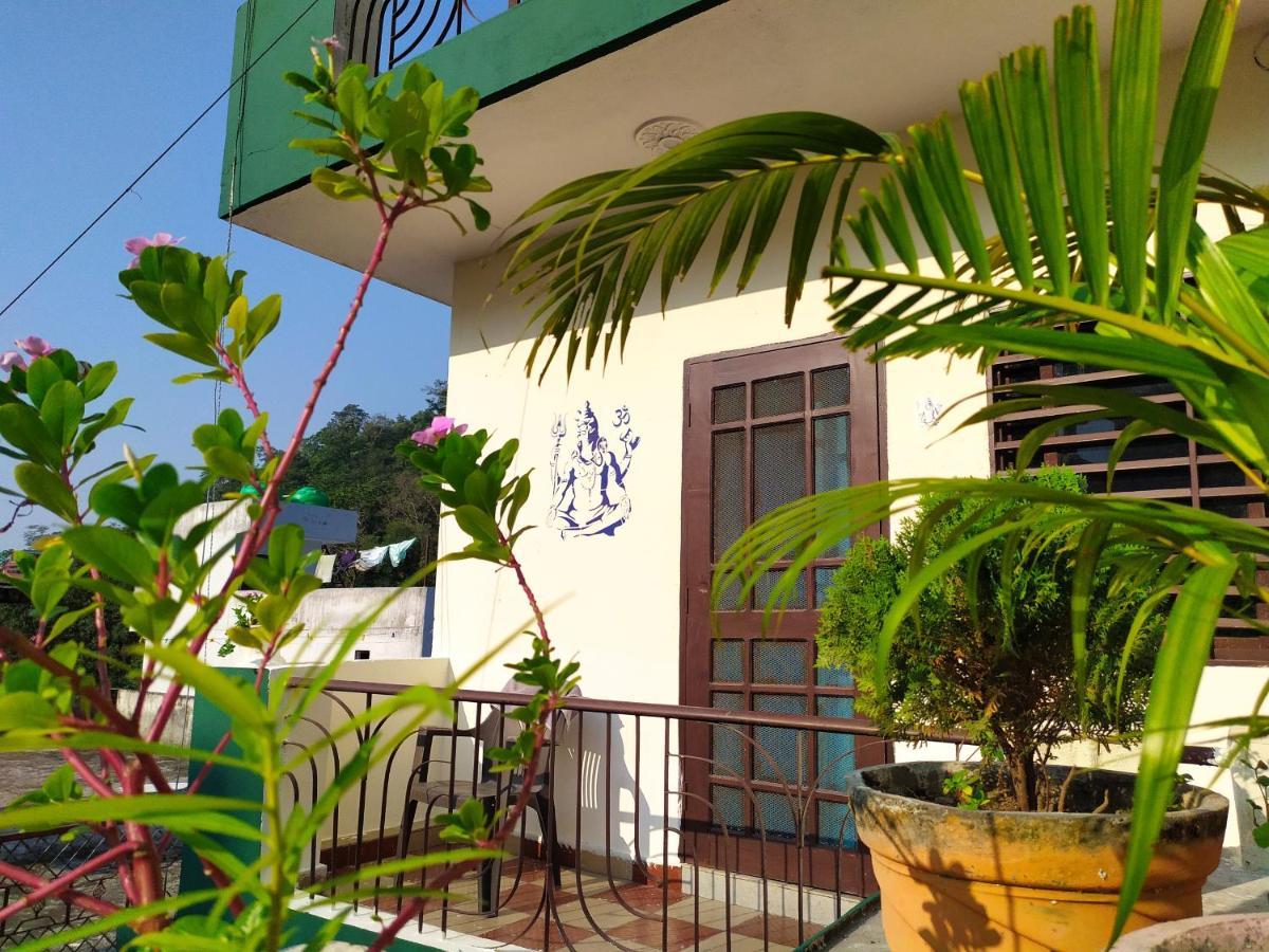 Anjali Home Stay Rishīkesh Esterno foto